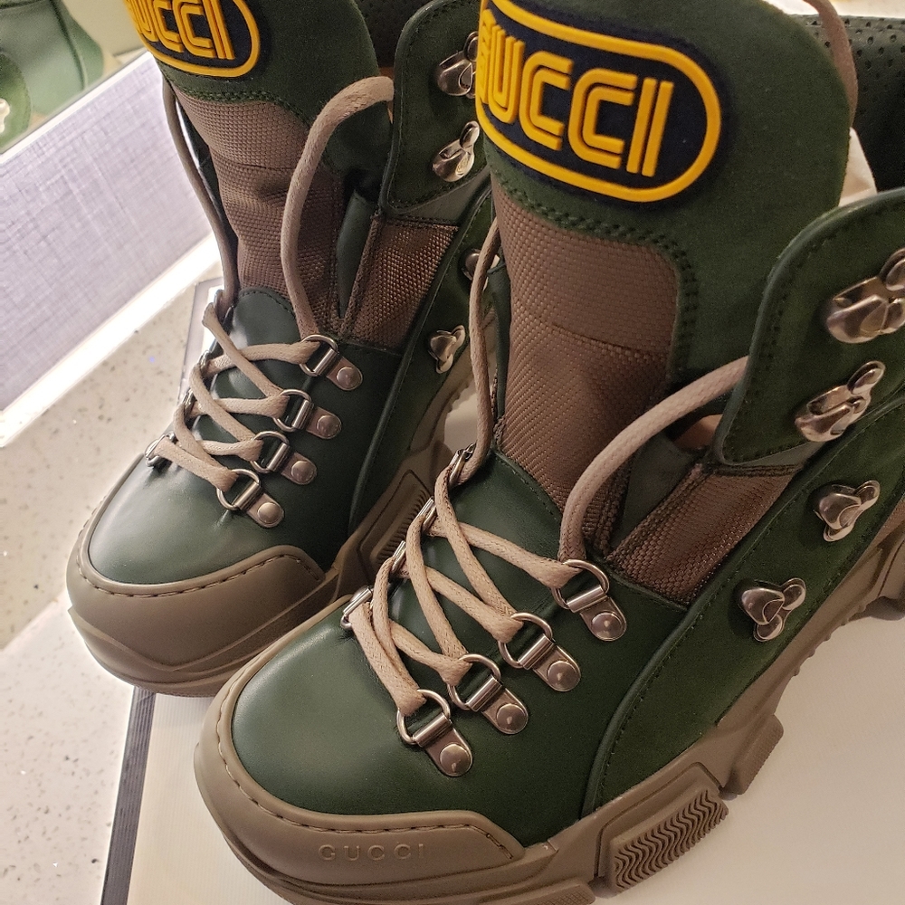 Authentic Gucci boots - Picture 2 of 9